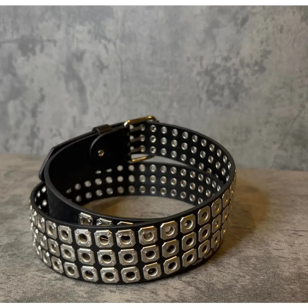 Black Studded Unisex Belt Silver Grommets Rocker Chic Punk Grunge Y2K NWOT Sz 32